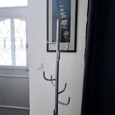 Casa de Férias Maison Renovee Au Coeur De - 6 Pers. - Fr-1-879-14